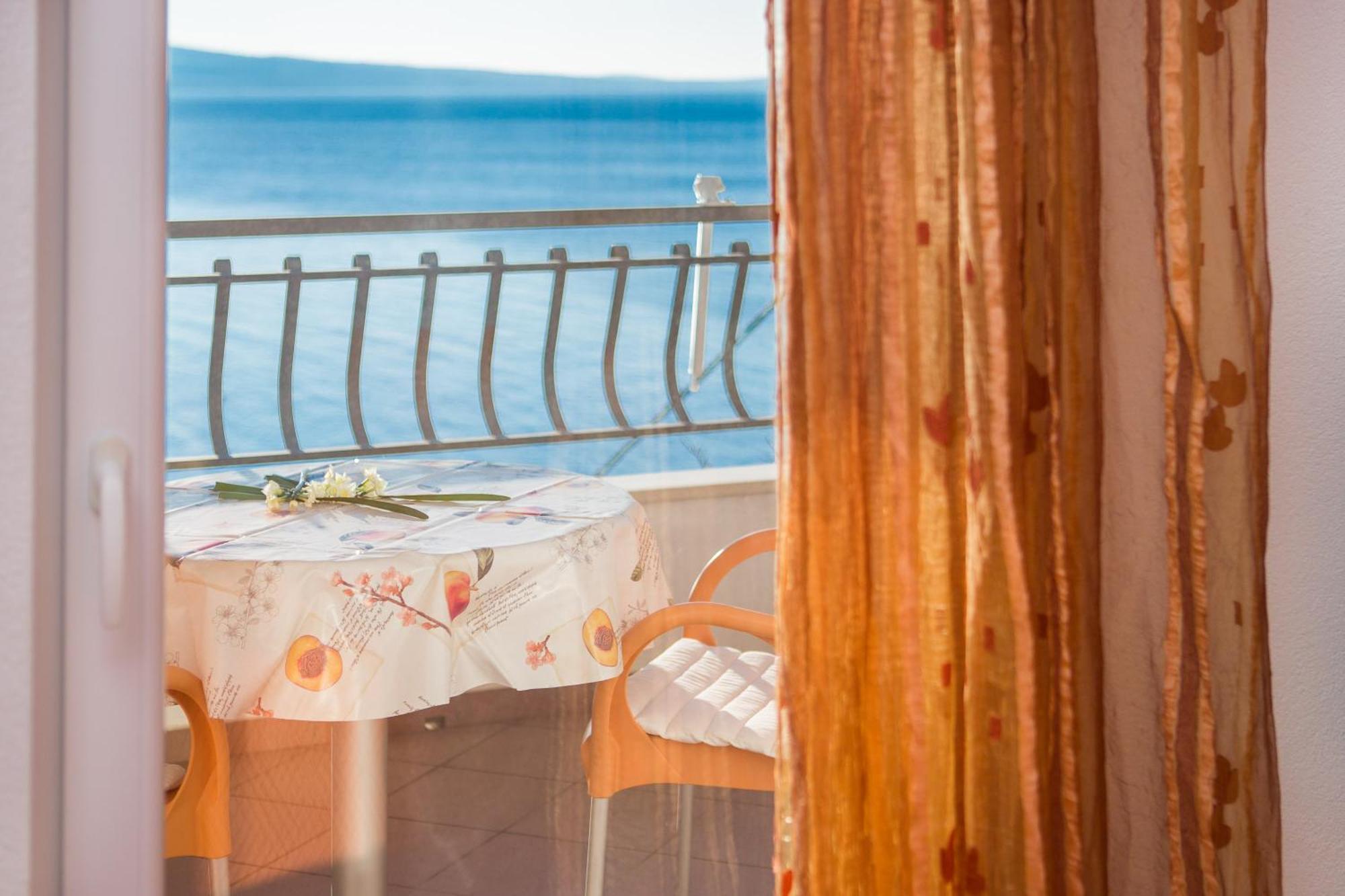 Beach Penthouse Diamond Omiš Exterior foto